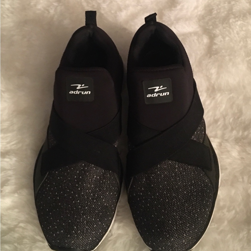 Women’s Adrun slip on sneakers